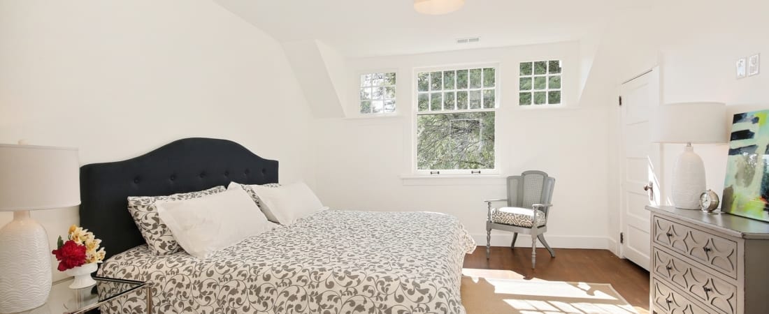 Master-Bedroom-2_SMALL-FOR-MLS-UPLOAD-1100x450.jpg